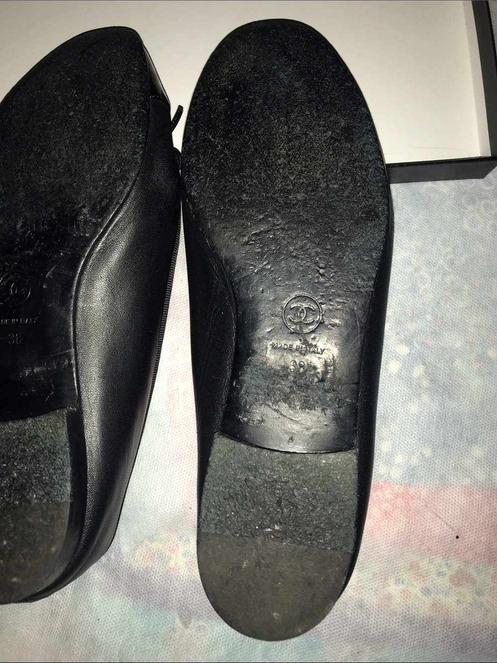 Chanel Black Leather w patent leather toe Ballet Flats size 38 EUC - Picture 11 of 13